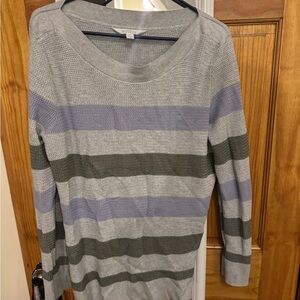 Market & Spruce Heathered Gray Knit Top
